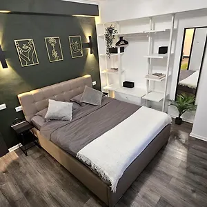 Apartment Like Victoriei, Bucharest